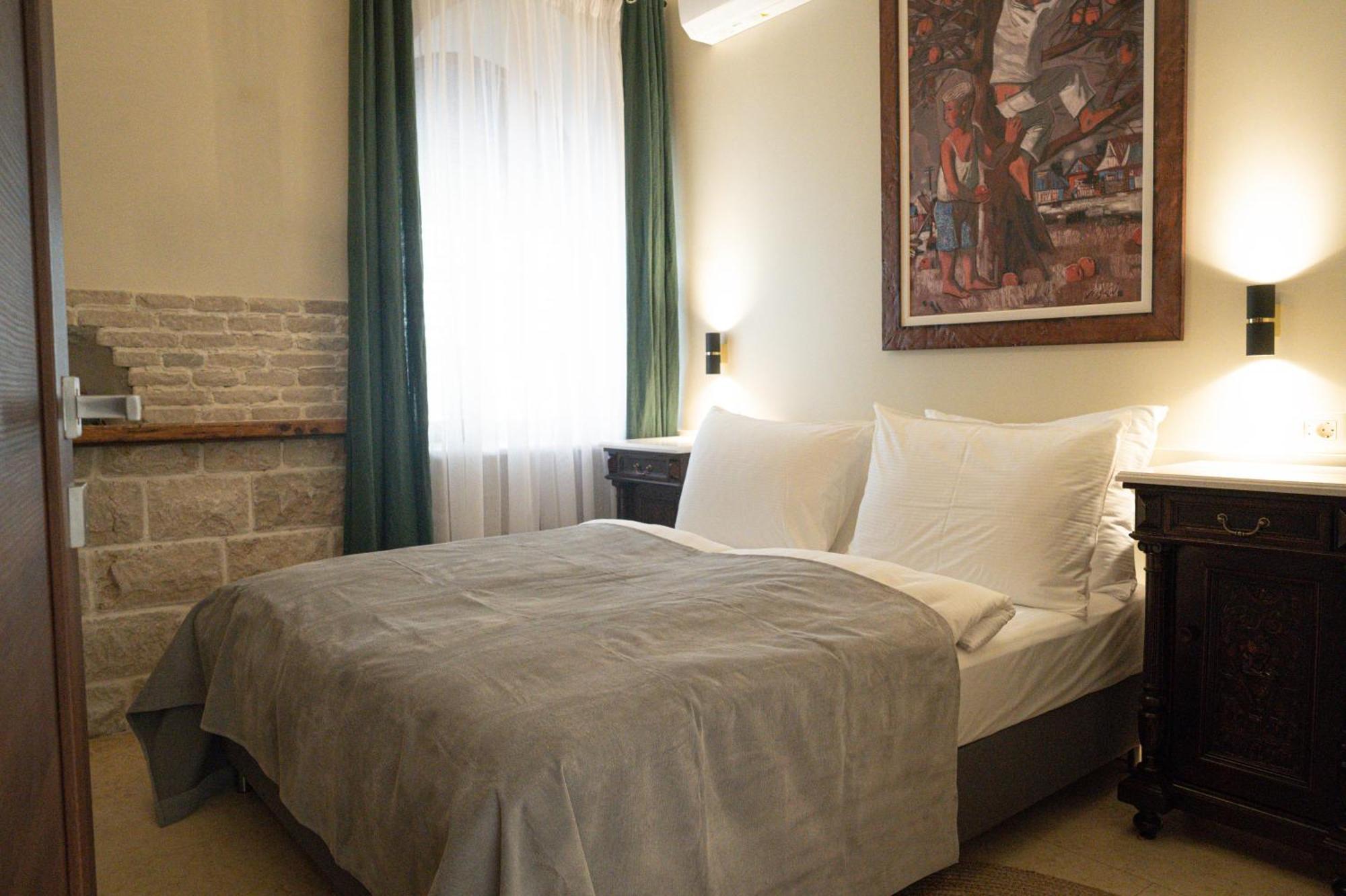 Hotel Carrubba Donja Lastva Room photo